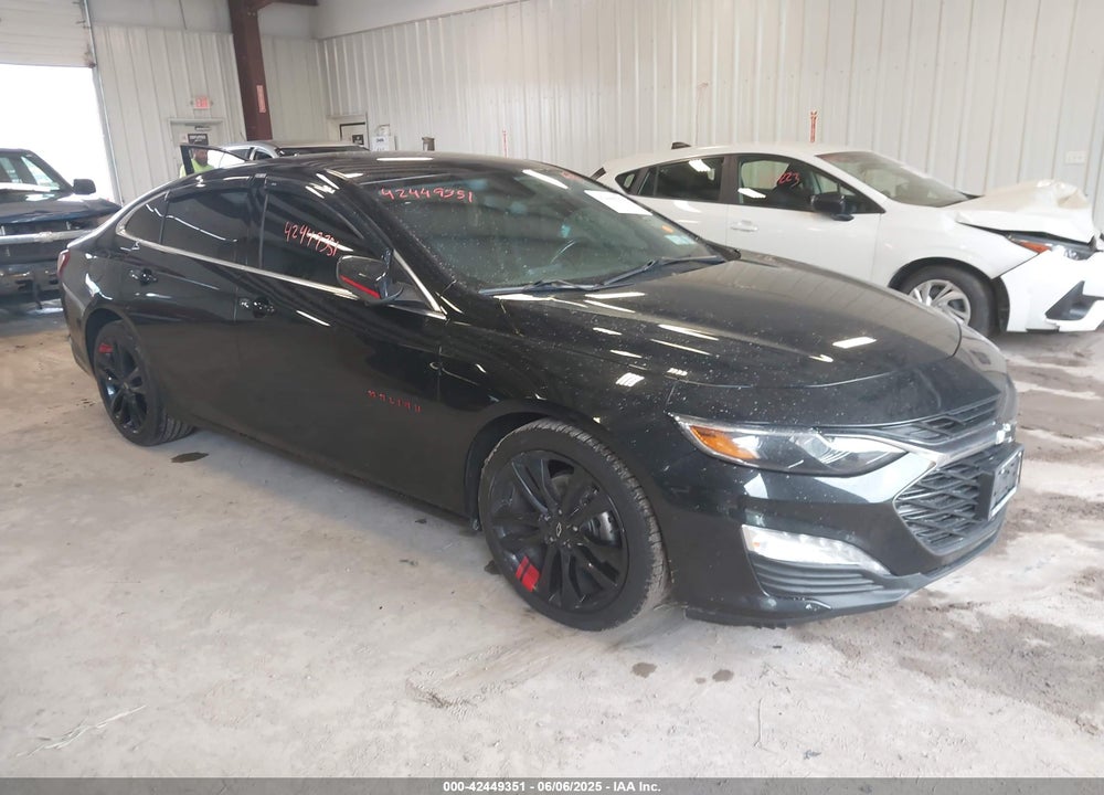 2021 CHEVROLET MALIBU FWD LT VIN: 1G1ZD5ST1MF058498