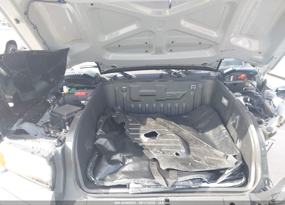 2024 GMC HUMMER EV VIN: 1GT10BDD6RU111638