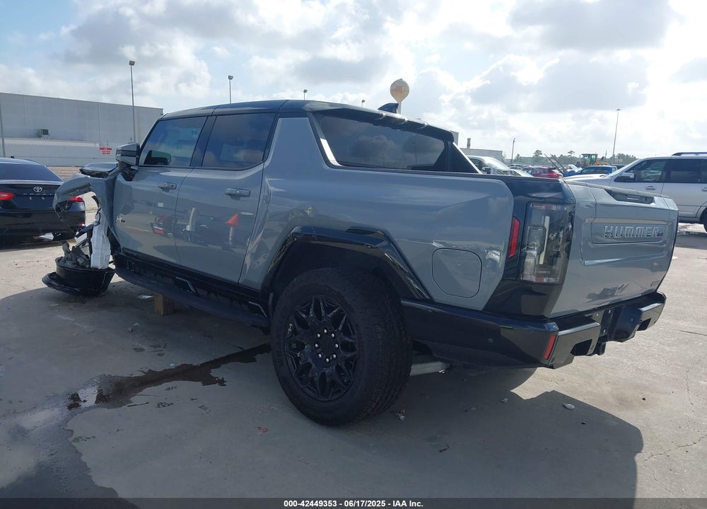 2024 GMC HUMMER EV VIN: 1GT10BDD6RU111638