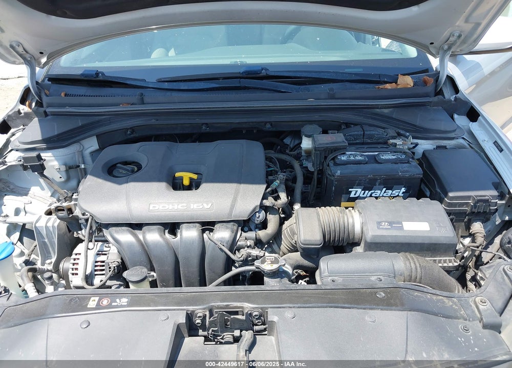 2018 HYUNDAI ELANTRA VIN: 5NPD84LF2JH240317