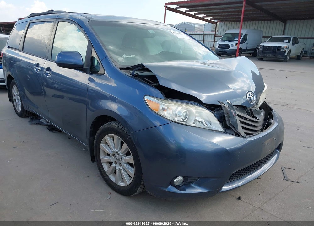 2015 TOYOTA SIENNA XLE PREMIUM 7 PASSENGER VIN: 5TDDK3DC8FS102900