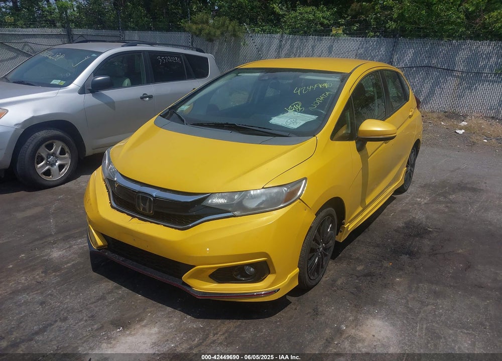 2018 HONDA FIT VIN: 3HGGK5H75JM715170