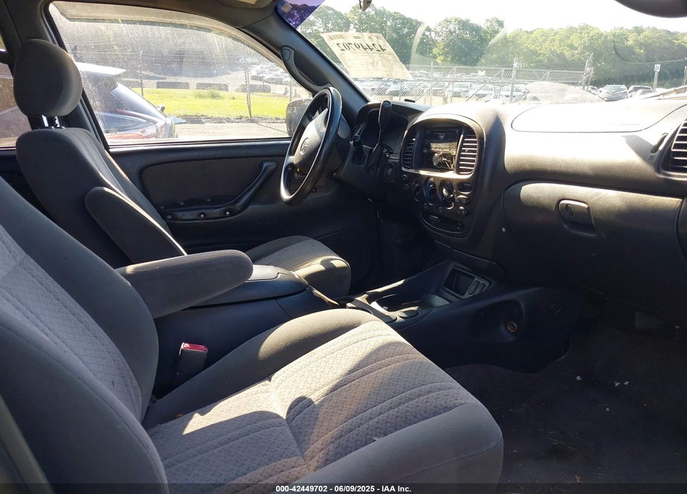 2006 TOYOTA TUNDRA SR5 V8 VIN: 5TBDT44156S552174