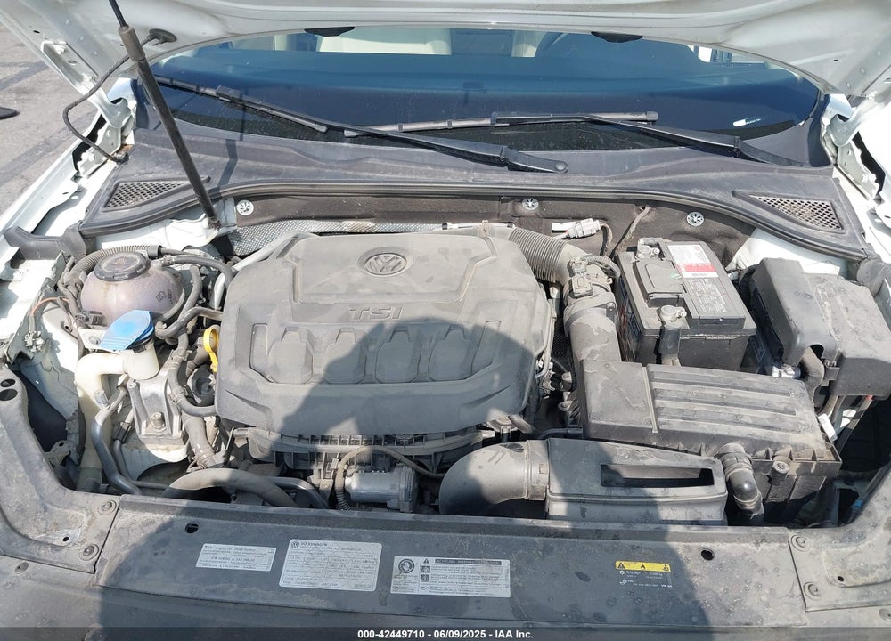2018 VOLKSWAGEN PASSAT VIN: 1VWAA7A36JC041751