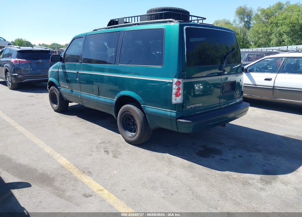 1998 GMC SAFARI SLE VIN: 1GKEL19W6WB538262