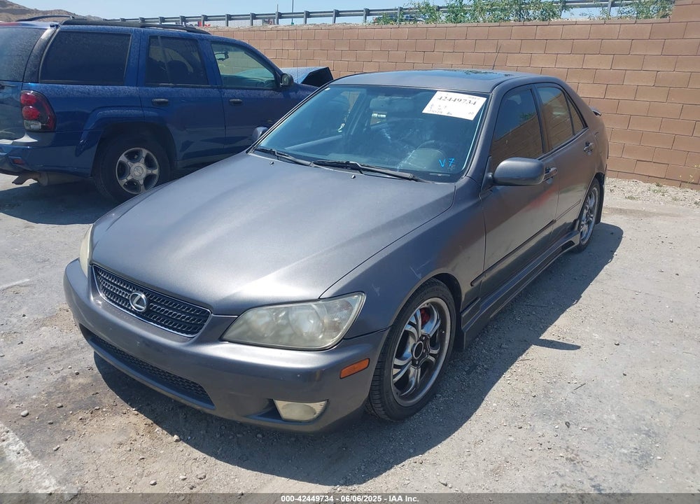 2002 LEXUS IS 300 VIN: JTHBD192920061503