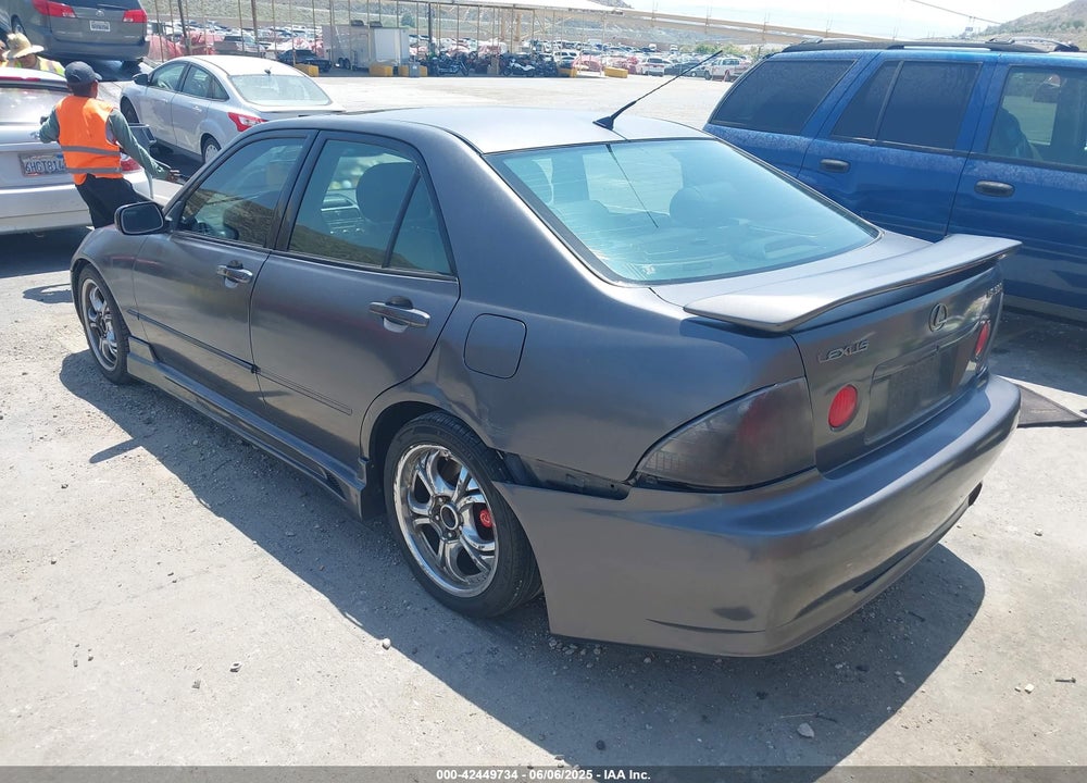 2002 LEXUS IS 300 VIN: JTHBD192920061503