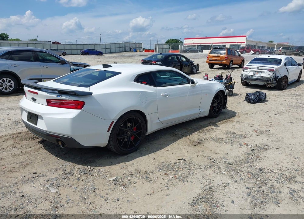 2017 CHEVROLET CAMARO 1LT VIN: 1G1FB1RS4H0184376