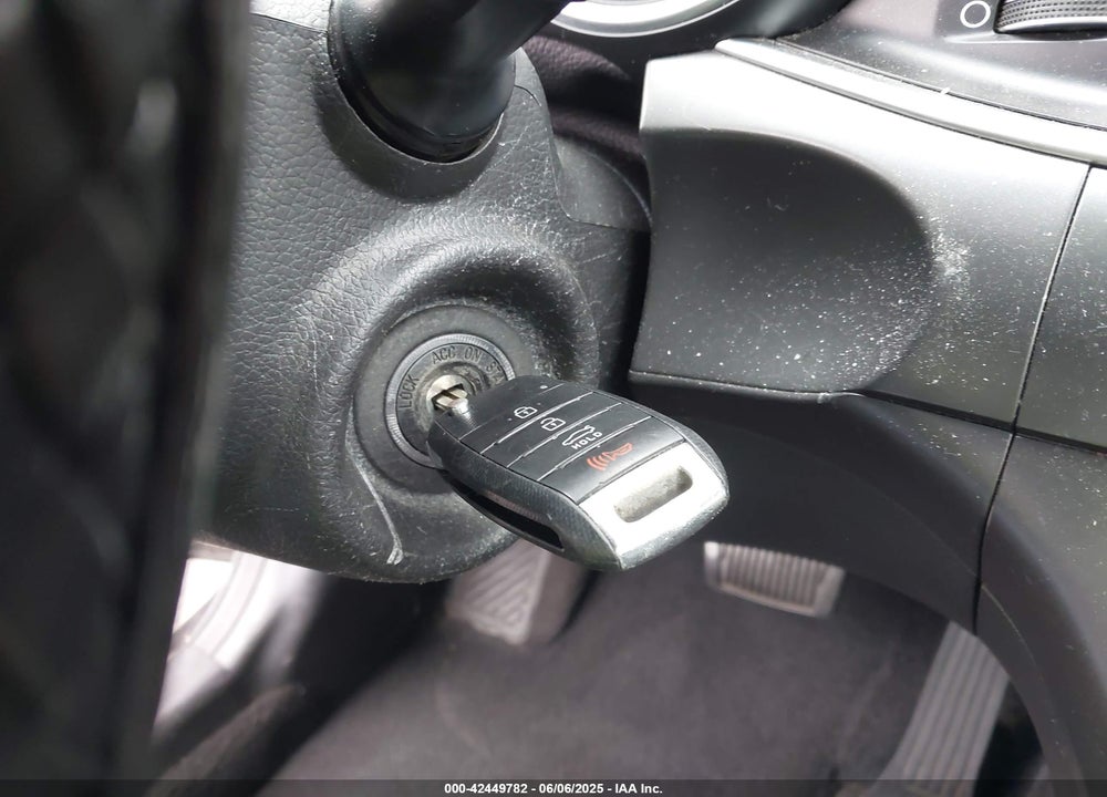 2015 KIA OPTIMA VIN: KNAGM4A74F5622213