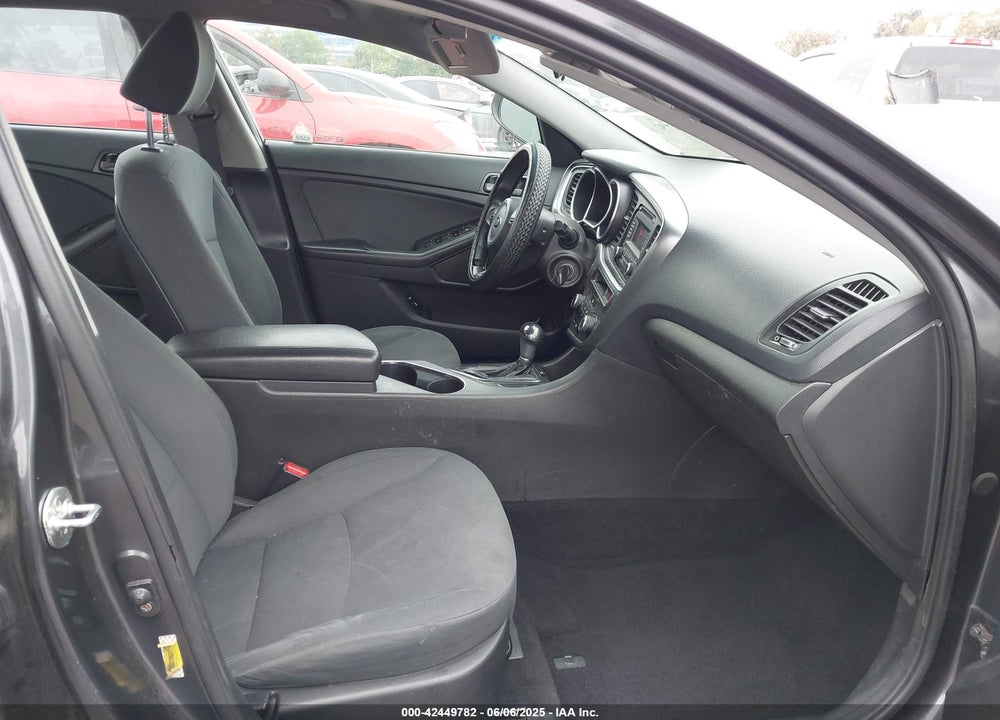 2015 KIA OPTIMA VIN: KNAGM4A74F5622213