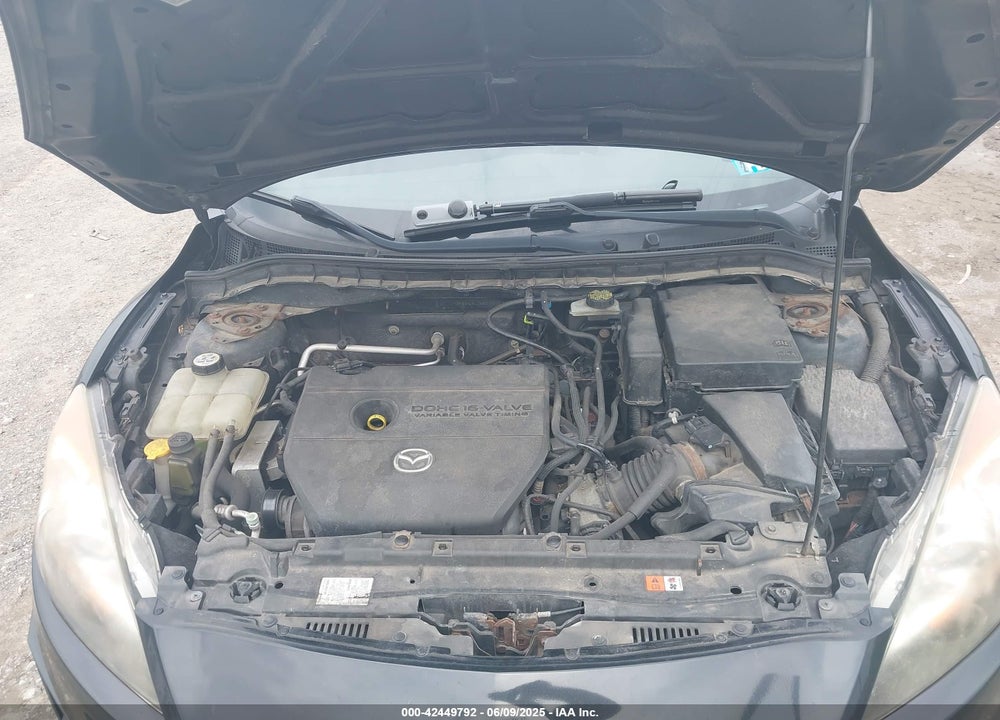 2011 MAZDA 3 VIN: JM1BL1UG4B1901513