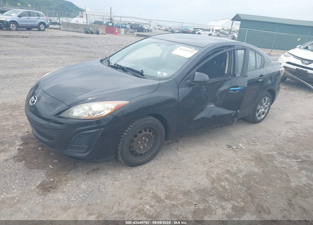2011 MAZDA 3 VIN: JM1BL1UG4B1901513