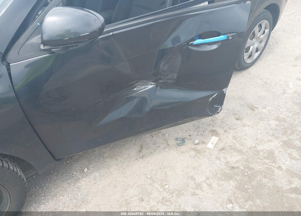 2011 MAZDA 3 VIN: JM1BL1UG4B1901513