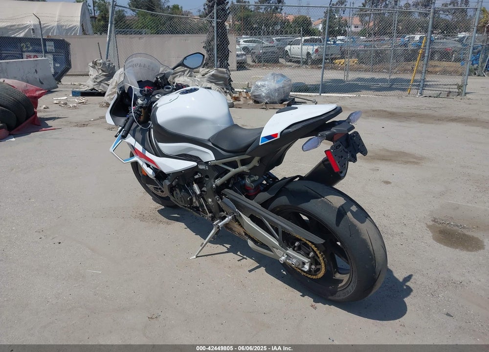 2025 BMW S 1000 RR VIN: WB10P2308S6L02815