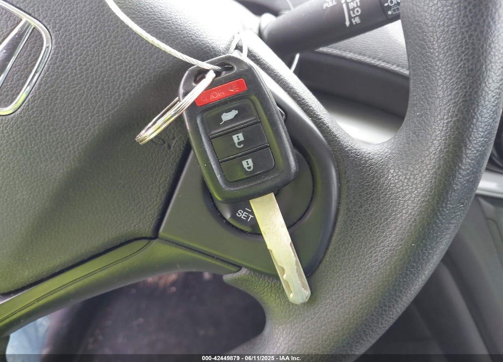 2015 HONDA CR-V VIN: 5J6RM4H38FL033525