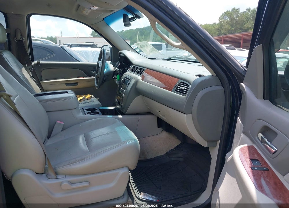 2007 GMC YUKON SLE VIN: 1GKEK13077J129718