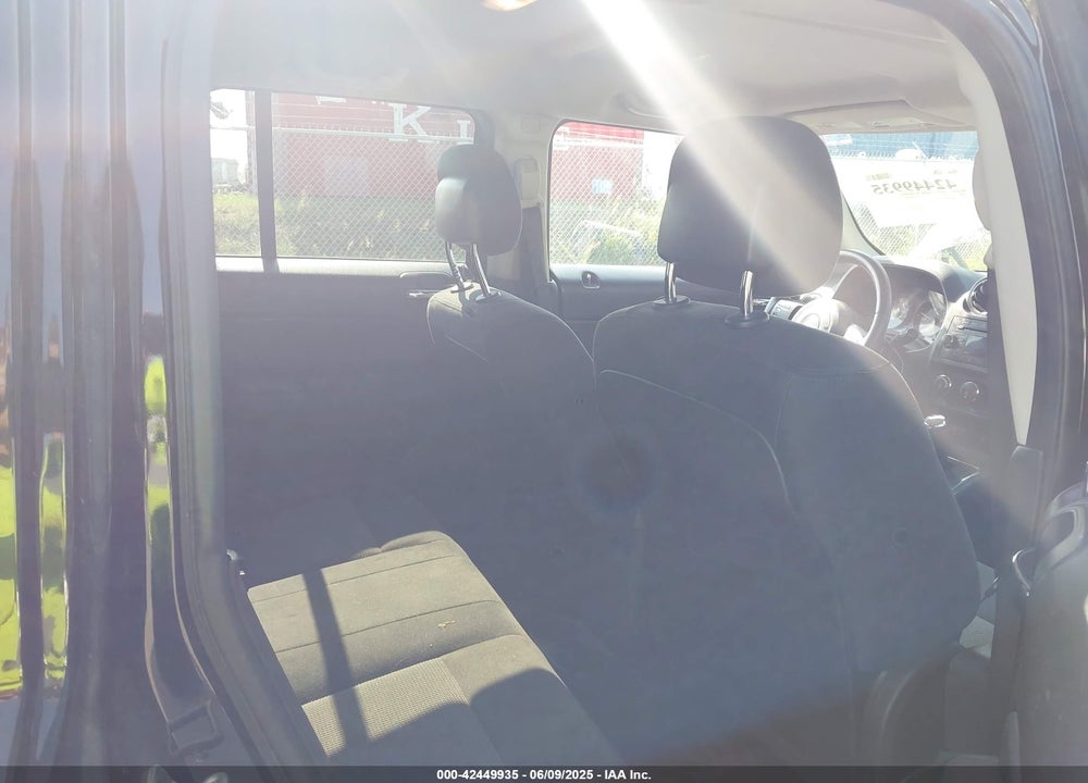 2014 JEEP PATRIOT VIN: 1C4NJRFB7ED670418