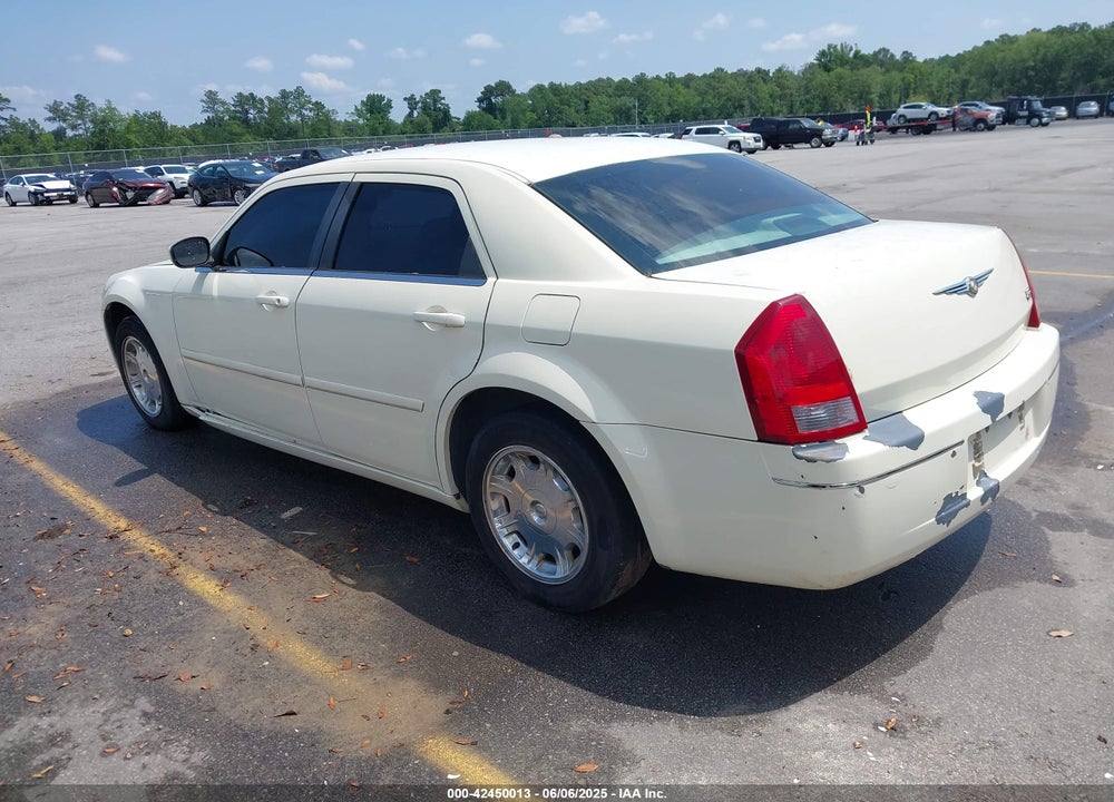 2005 CHRYSLER 300 TOURING VIN: 2C3JA53G85H616771