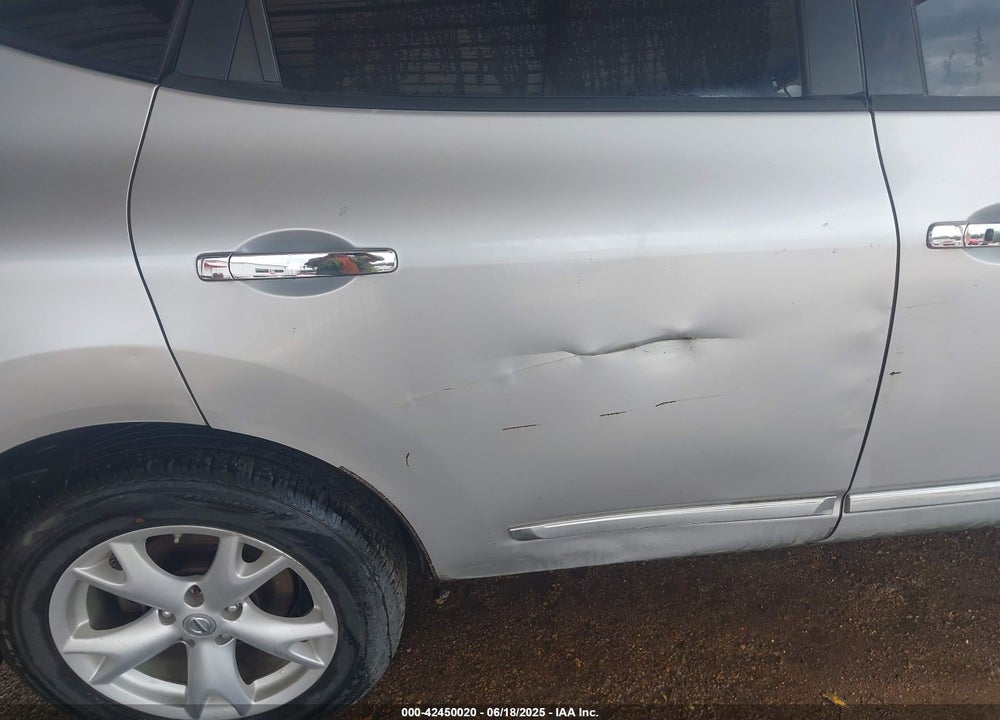 2011 NISSAN ROGUE VIN: JN8AS5MT0BW569323