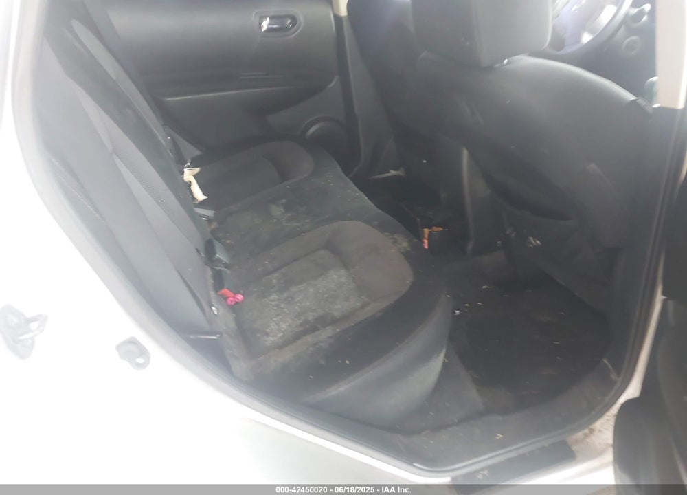 2011 NISSAN ROGUE VIN: JN8AS5MT0BW569323