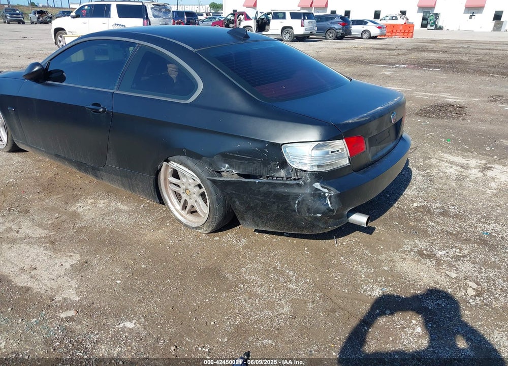 2008 BMW 335I VIN: WBAWB73558P039588
