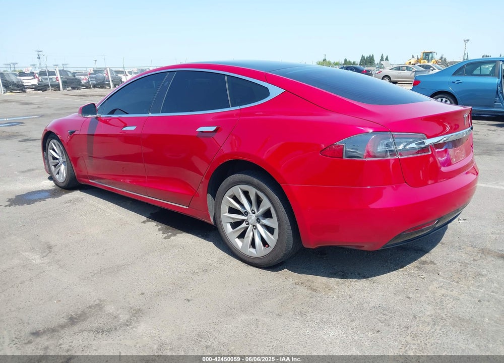 2018 TESLA MODEL S VIN: 5YJSA1E26JF263487