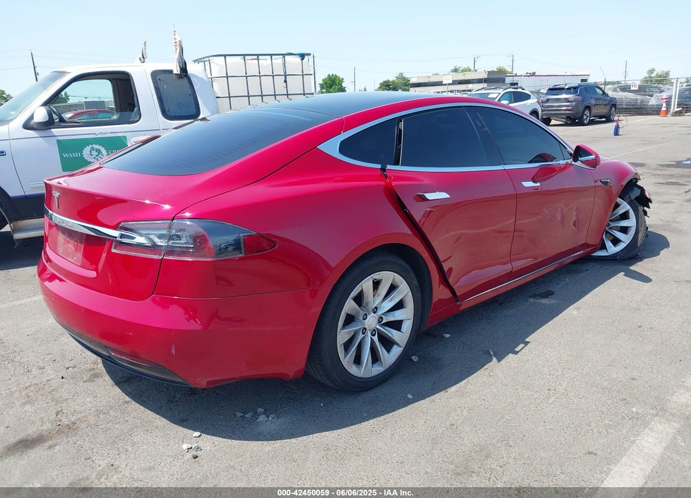 2018 TESLA MODEL S VIN: 5YJSA1E26JF263487