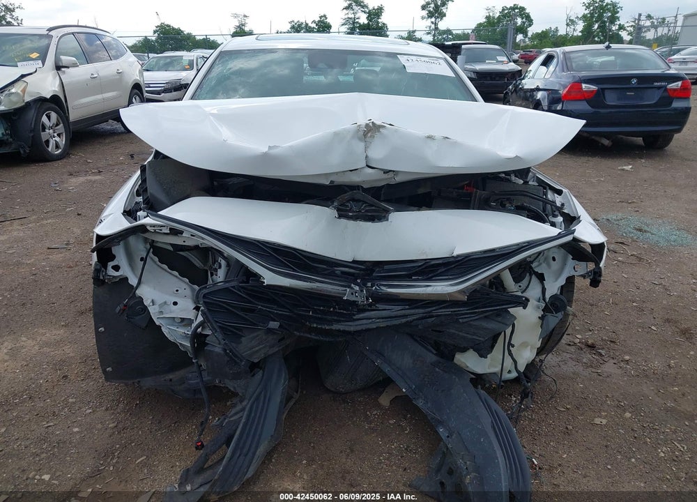 2022 CHEVROLET MALIBU VIN: 1G1ZD5ST3NF105712