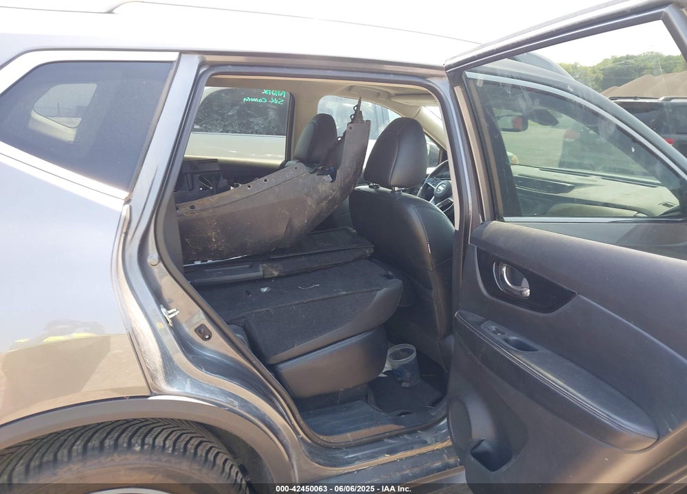 2020 NISSAN ROGUE VIN: 5N1AT2MV2LC717074