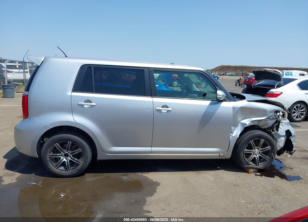 2008 SCION XB VIN: JTLKE50E781020422