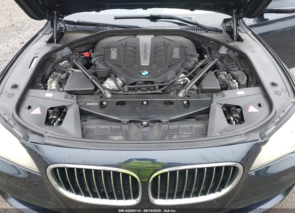 2013 BMW 7 SERIES VIN: WBAYB6C50DC998045