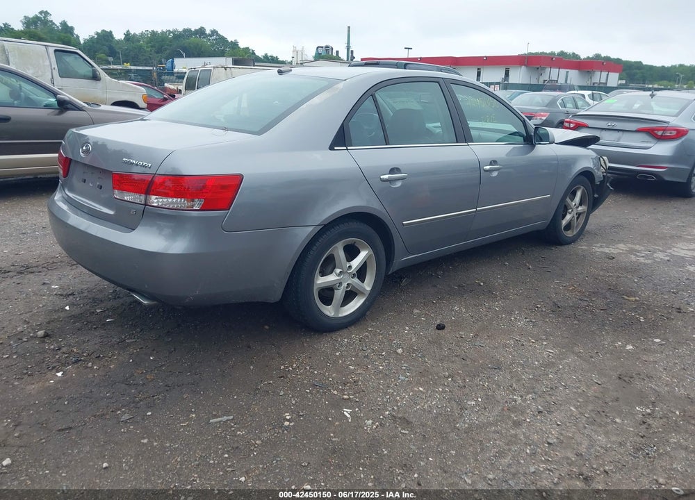 2008 HYUNDAI SONATA LIMITED V6/SE V6 VIN: 5NPEU46F78H317771