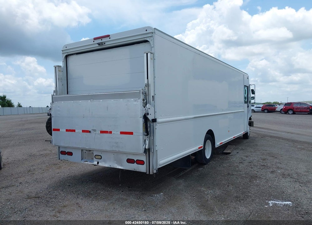 2012 FREIGHTLINER CHASSIS M LINE WALK-IN VAN VIN: 4UZAC3DV3CCBE5453