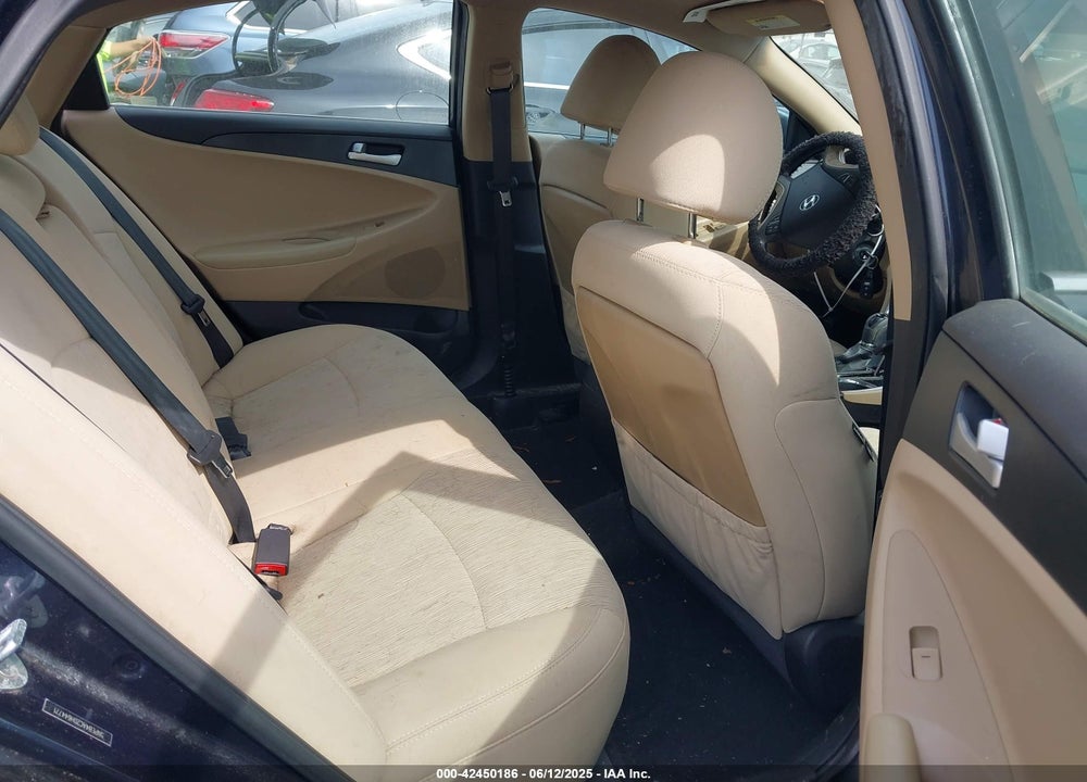 2013 HYUNDAI SONATA GLS VIN: 5NPEB4AC2DH644771