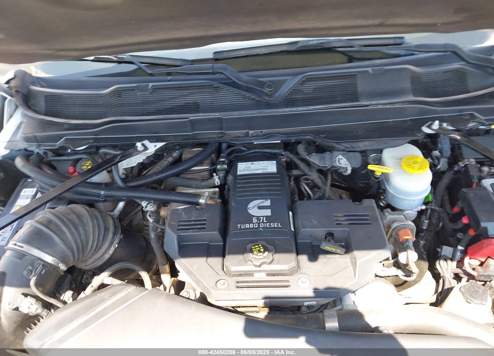 2021 RAM 3500 CHASSIS TRADESMAN/SLT VIN: 3C7WRTBL4MG522126