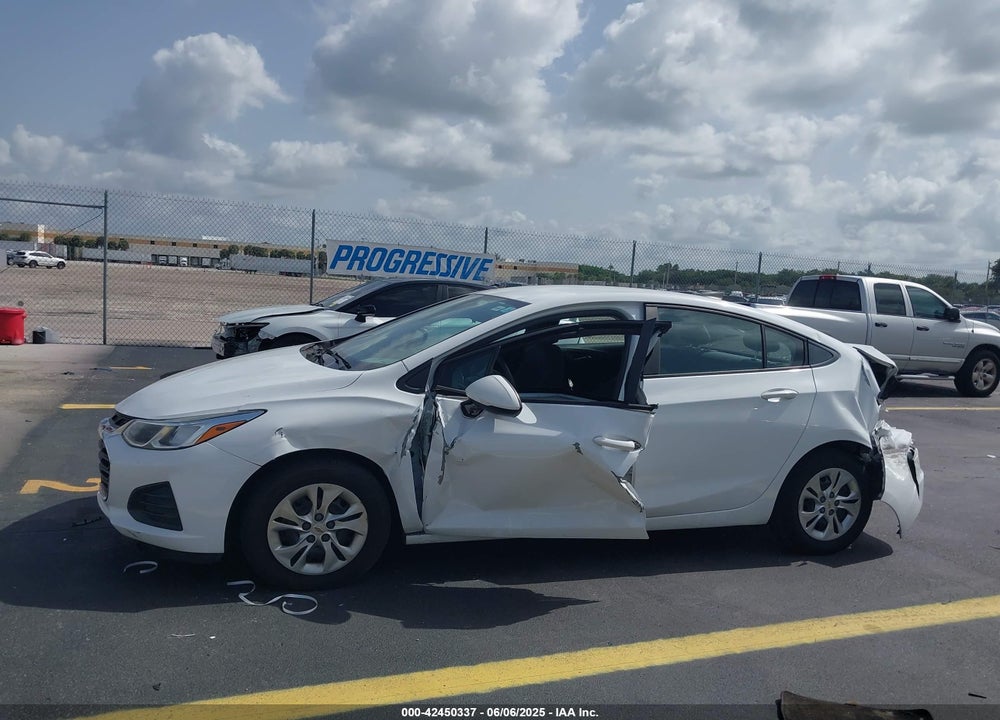 2019 CHEVROLET CRUZE VIN: 1G1BC5SMXK7151377
