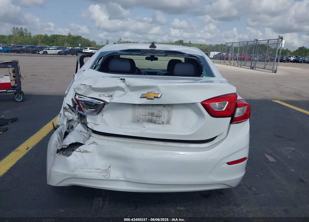 2019 CHEVROLET CRUZE VIN: 1G1BC5SMXK7151377
