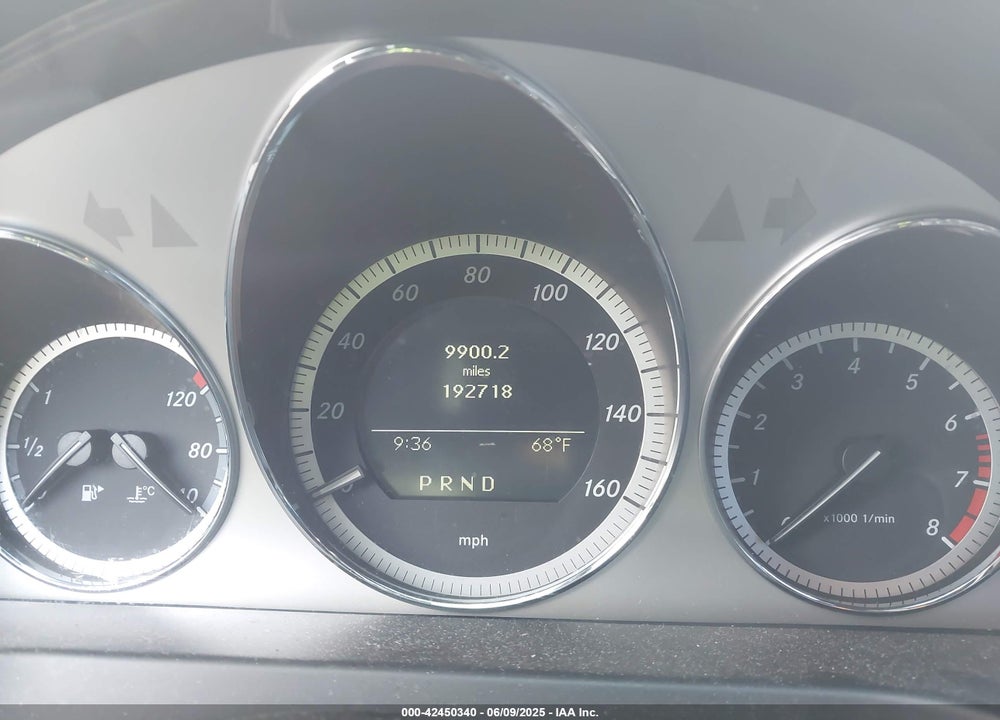 2009 MERCEDES-BENZ C 300 LUXURY/SPORT VIN: WDDGF54XX9R060030