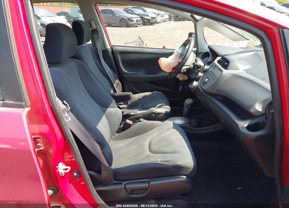 2009 HONDA FIT VIN: JHMGE88479S011678