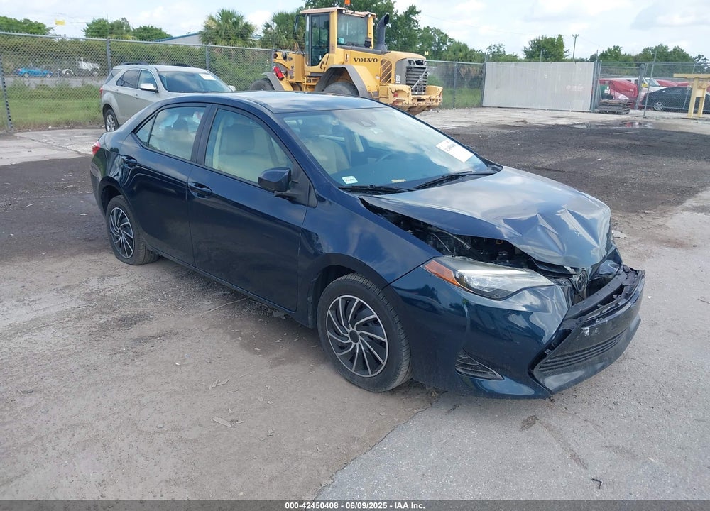 2017 TOYOTA COROLLA LE VIN: 5YFBURHE3HP735994