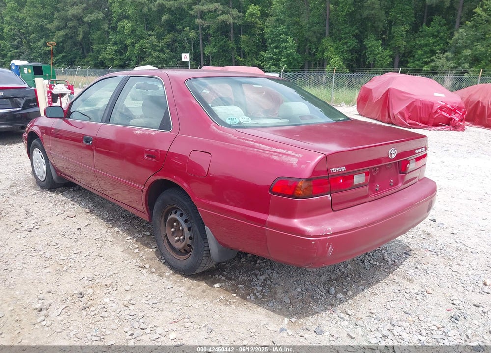 1997 TOYOTA CAMRY LE VIN: JT2BG22KXV0050094