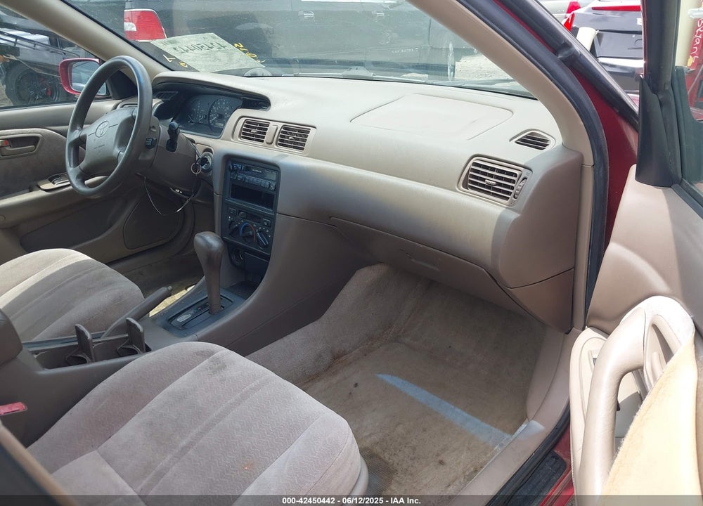 1997 TOYOTA CAMRY LE VIN: JT2BG22KXV0050094