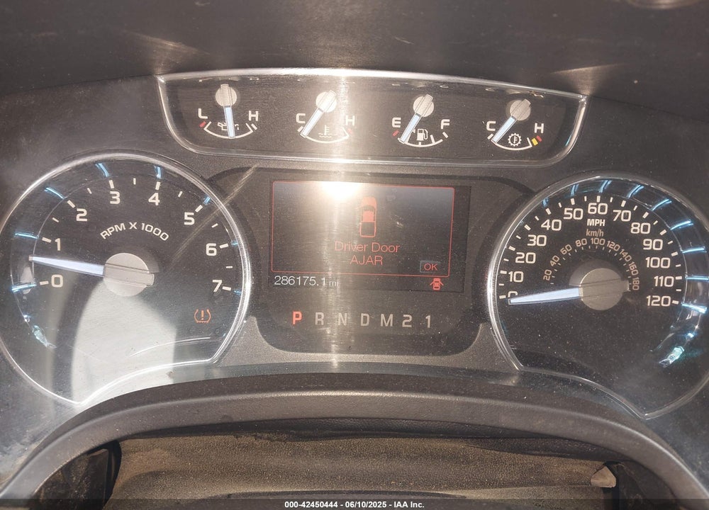 2011 FORD F-150 VIN: 1FTFW1CF6BFB38219