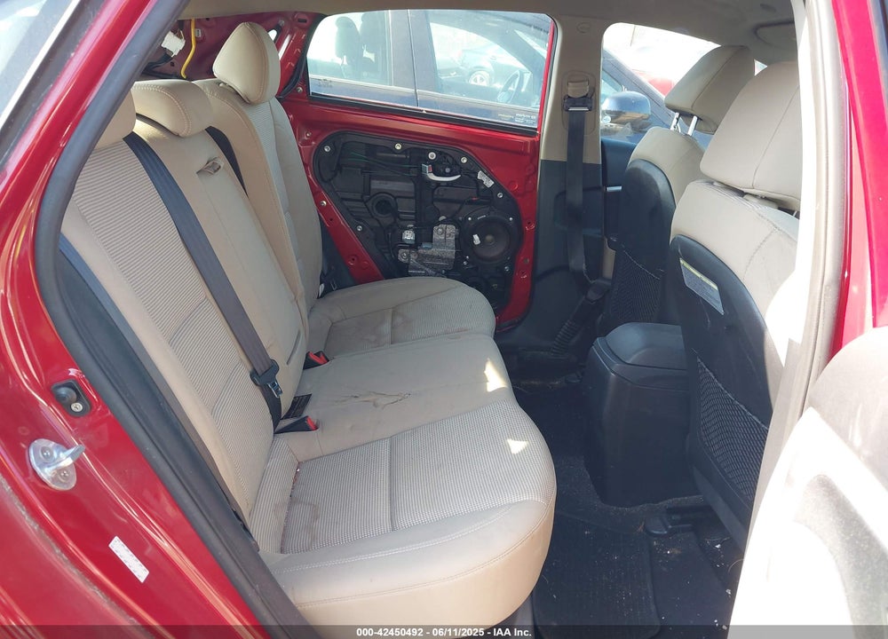 2016 HYUNDAI ELANTRA GT VIN: KMHD35LH7GU292154