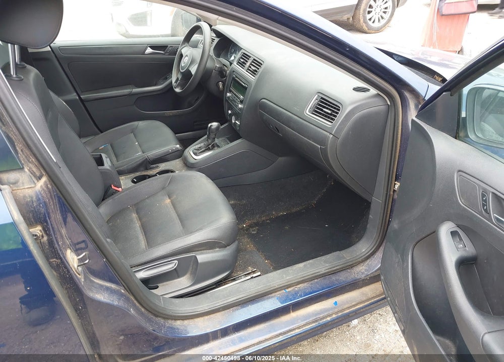 2012 VOLKSWAGEN JETTA 2.5L SE VIN: 3VWDP7AJ4CM332776