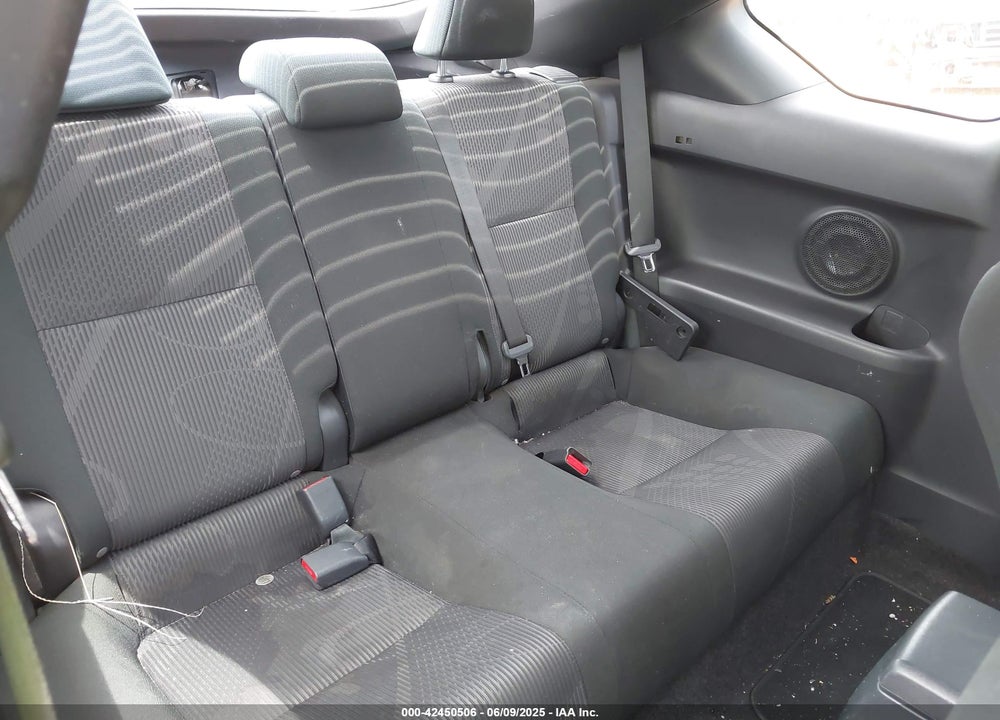 2011 SCION TC VIN: JTKJF5C78B3021133