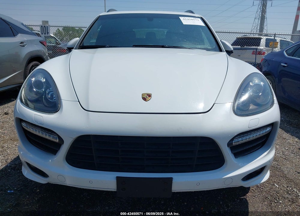 2013 PORSCHE CAYENNE GTS VIN: WP1AD2A29DLA78798