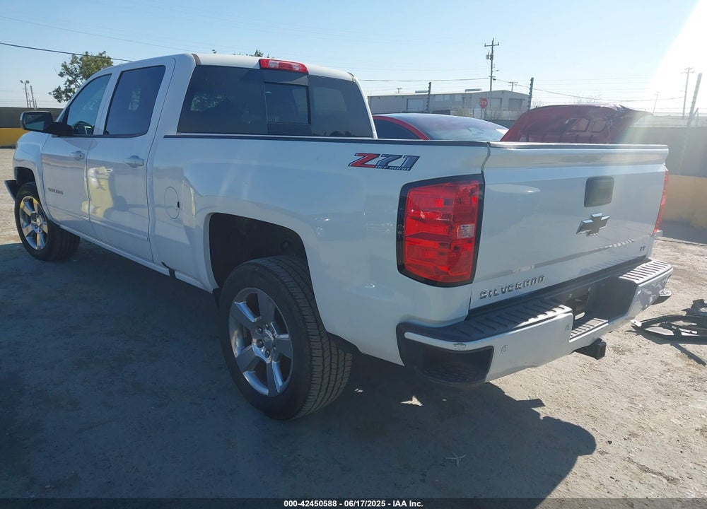 2018 CHEVROLET SILVERADO 1500 VIN: 1GCUKRECXJF180945