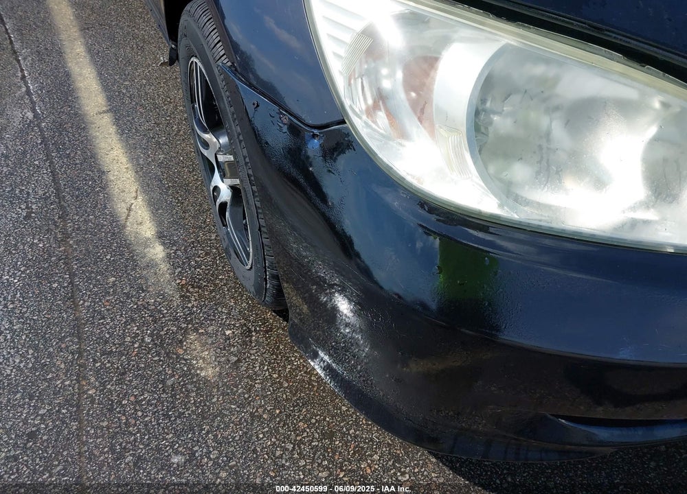 2005 HONDA CIVIC LX VIN: 2HGES16515H527476