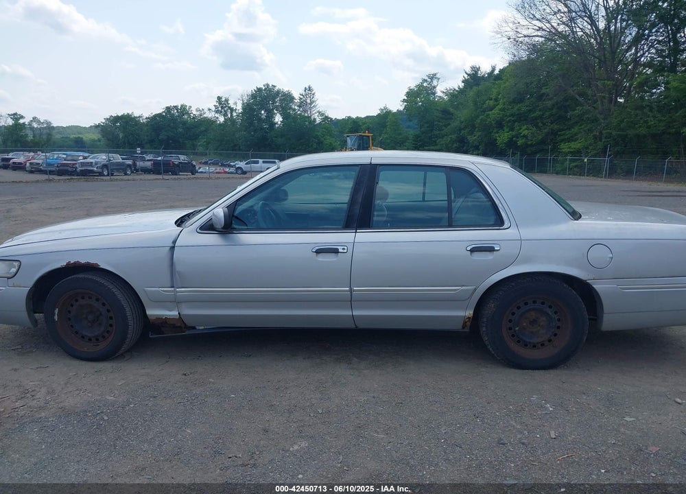 1999 MERCURY GRAND MARQUIS GS VIN: 2MEFM74W1XX617925